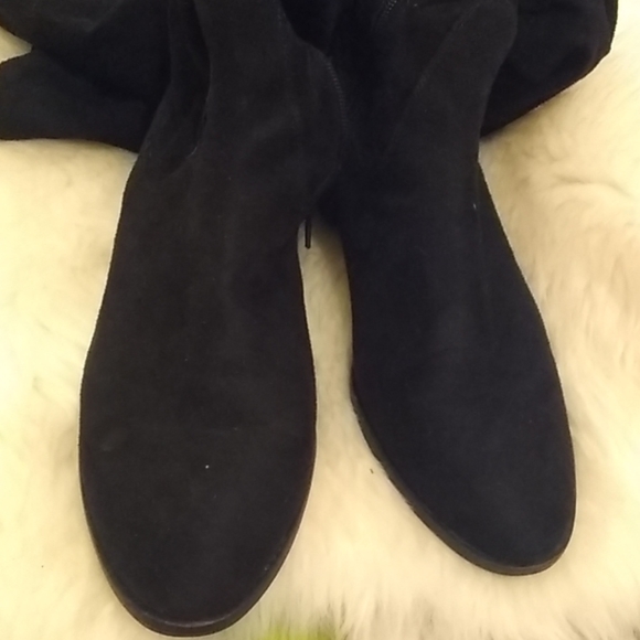 SENT AS GIFT over the knee boots - Picture 3 of 4